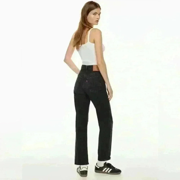 Levis Aritzia  Ribcage Straight Ankle Stretched Jean size 25 - Picture 4 of 11